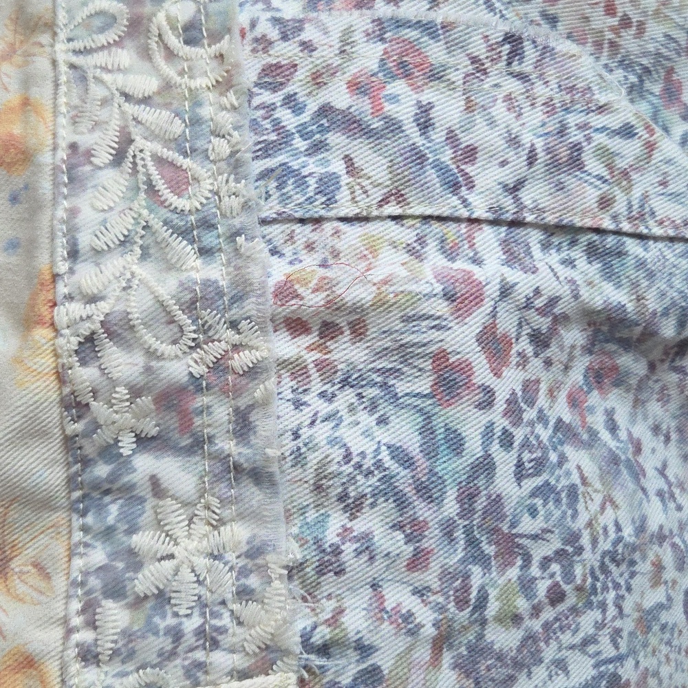 POL NEW DENIM PANTS FLORAL MULTI - Picture 3 of 7